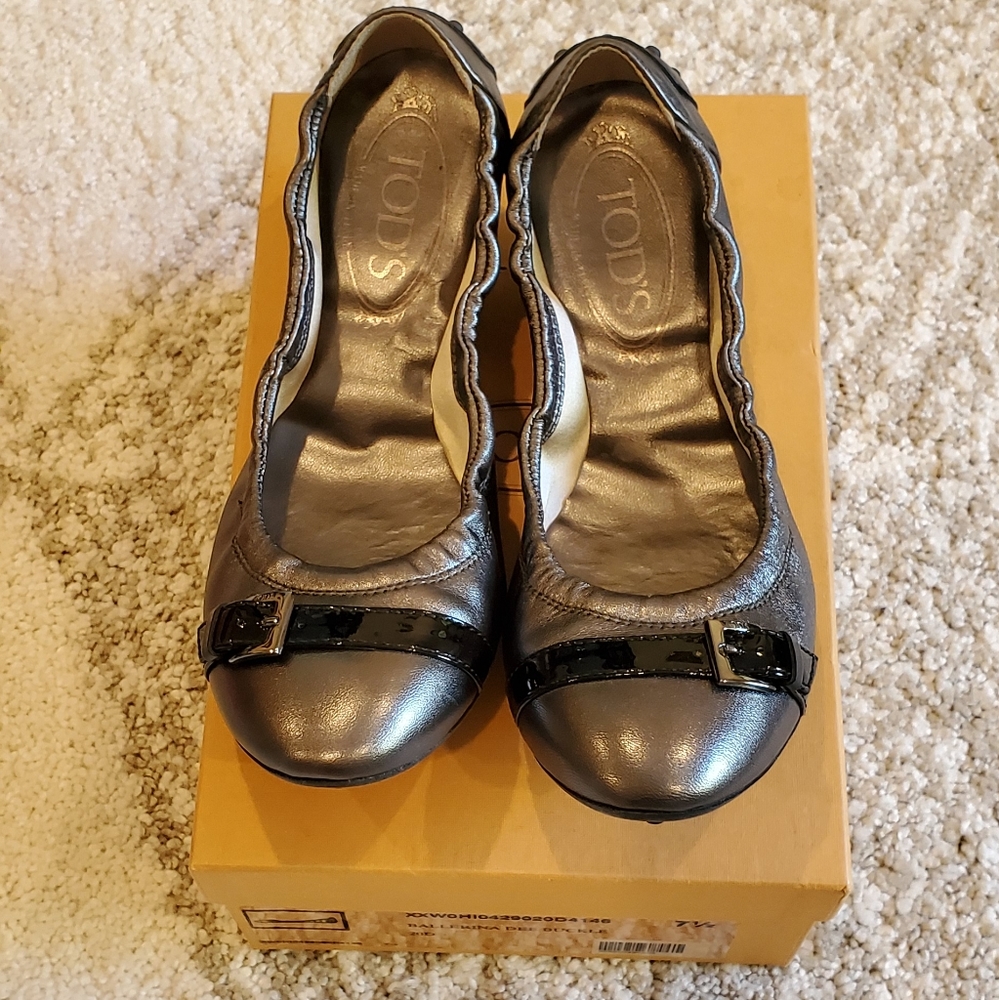 Tod's Ballerina Dee Buckle Flats